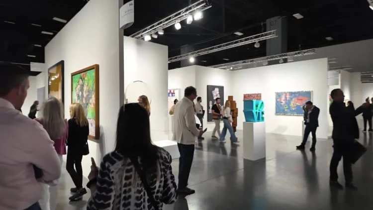 Art Basel Miami sees strong attendance, sales Inside Art Basel Miami 2025