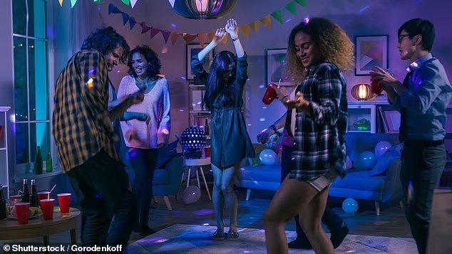 039We had told the boys that they could hold the party in the basement but nowhere else This command was completely ignored039 Liz writes picture posed by models